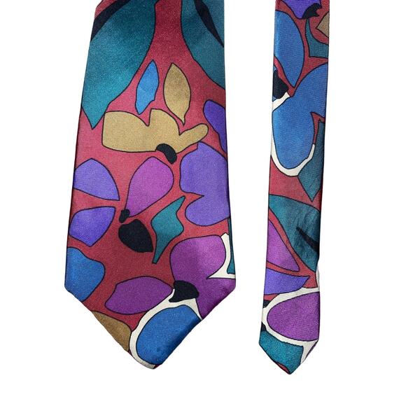 Strathmore Floral Mutlicolor Tie - Picture 1 of 2